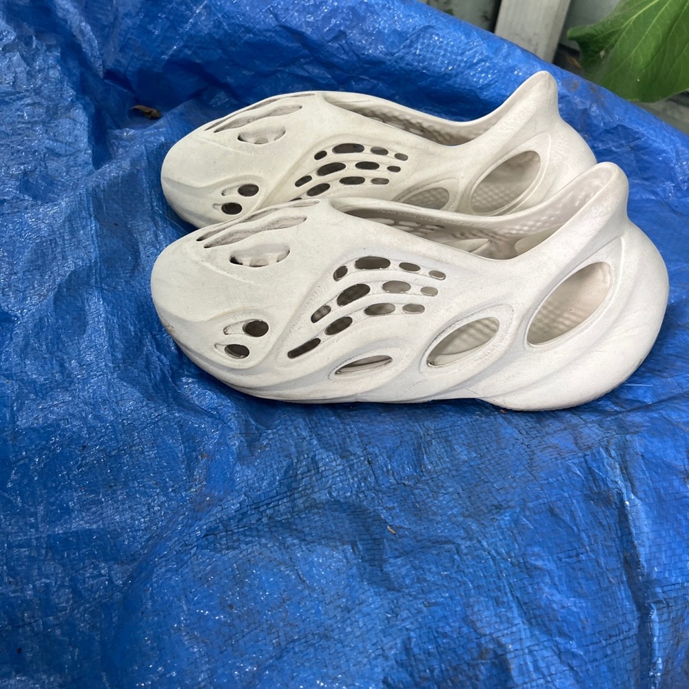 Adidas Yeezy foam runners White Shoes